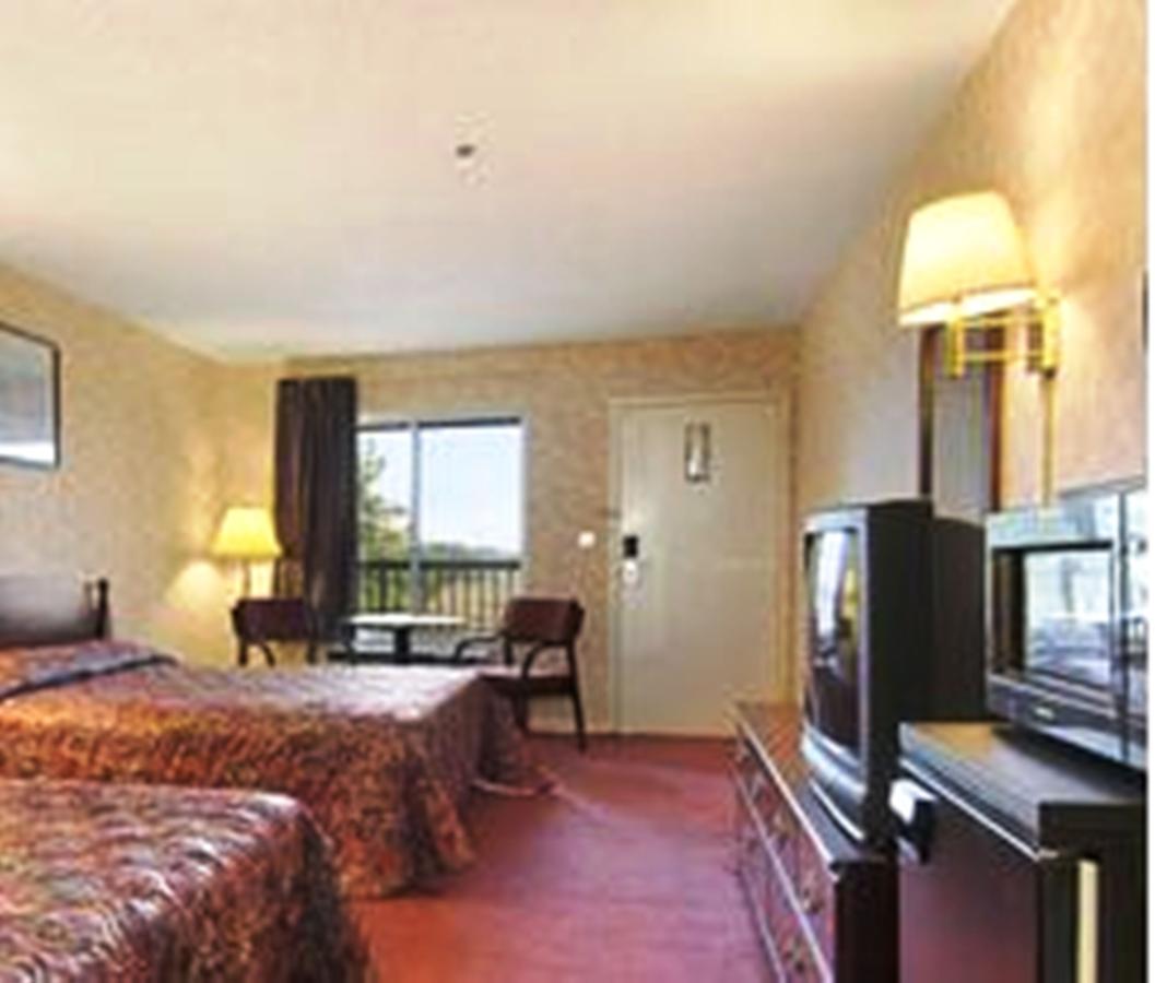 Super 8 By Wyndham Decatur Priceville - thumb 4