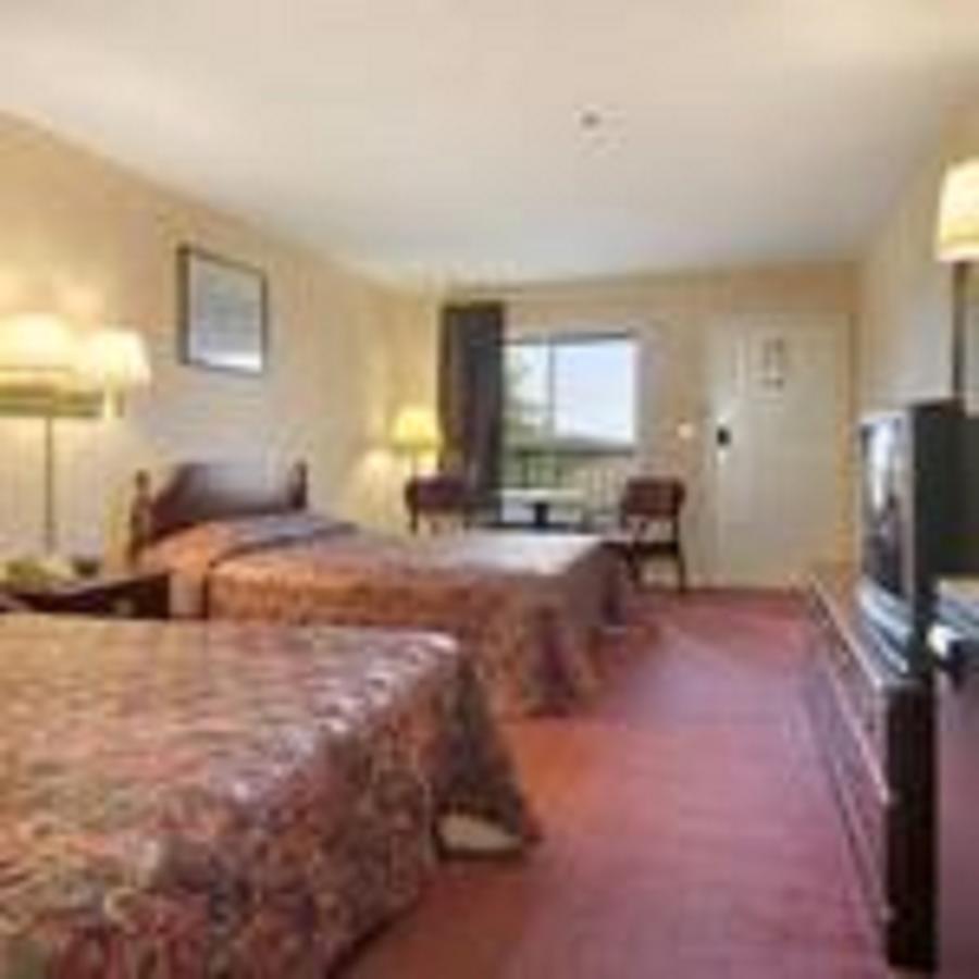 Super 8 By Wyndham Decatur Priceville - thumb 11