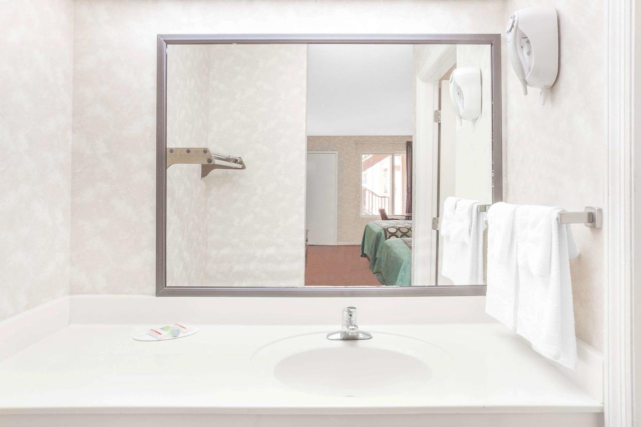 Super 8 By Wyndham Decatur Priceville - thumb 39