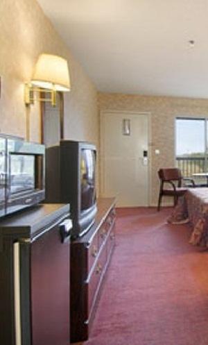 Super 8 By Wyndham Decatur Priceville - thumb 21