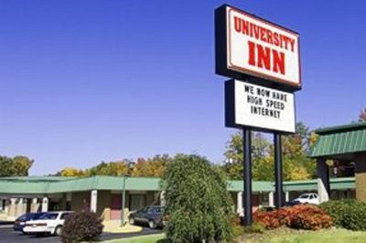 University Inn - thumb 3