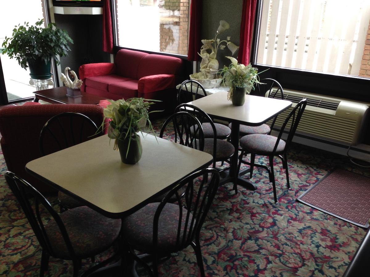 University Inn - thumb 2