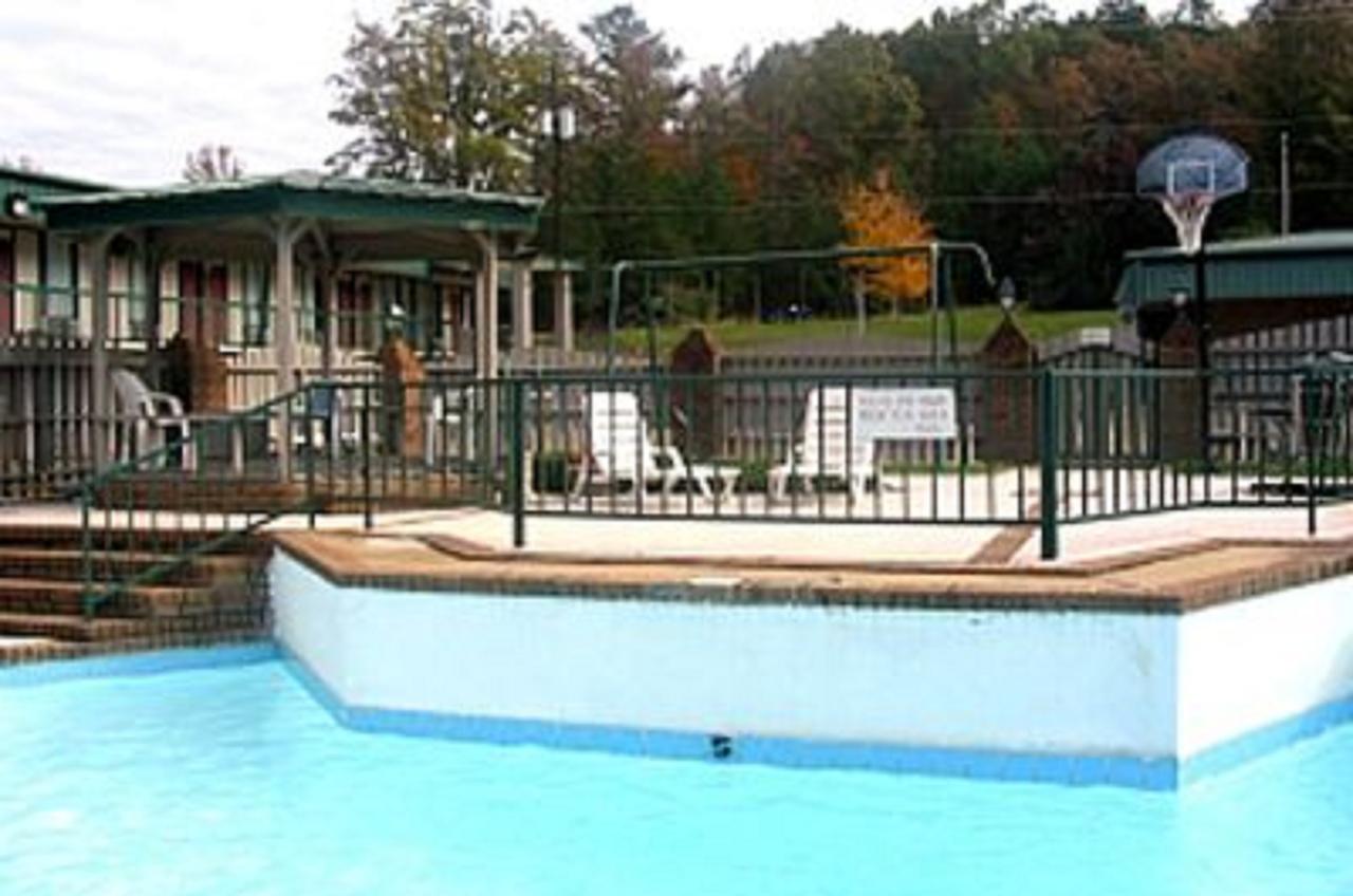 University Inn - thumb 5