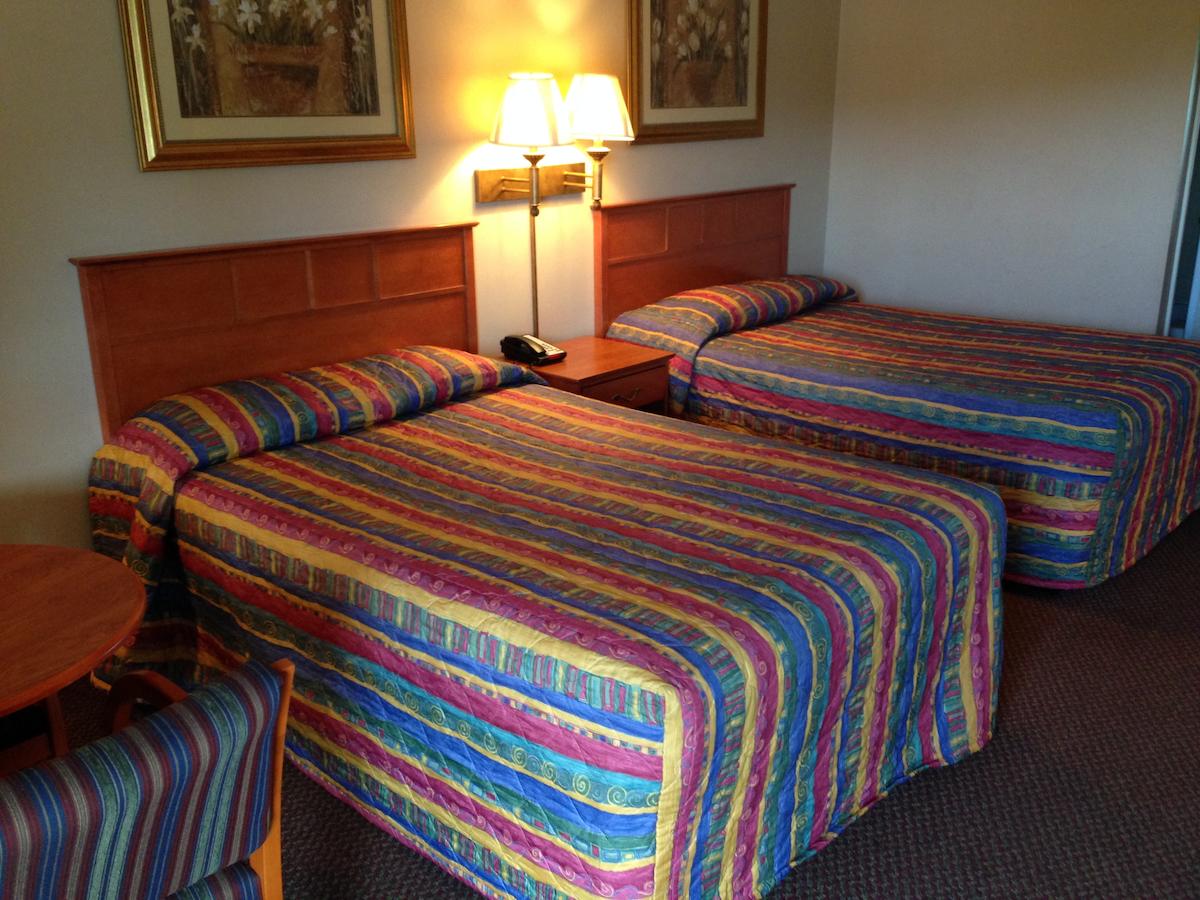 University Inn - thumb 1