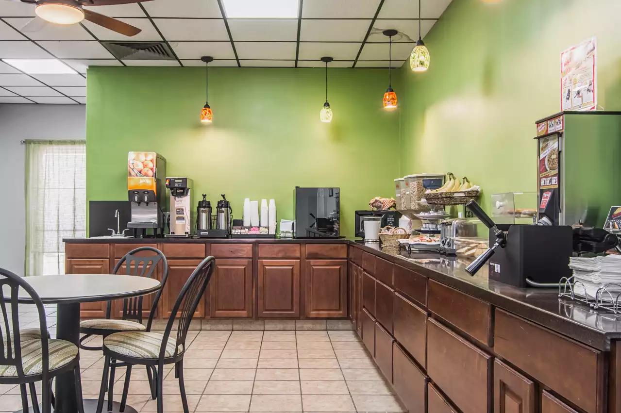 Econo Lodge Fort Payne - thumb 3