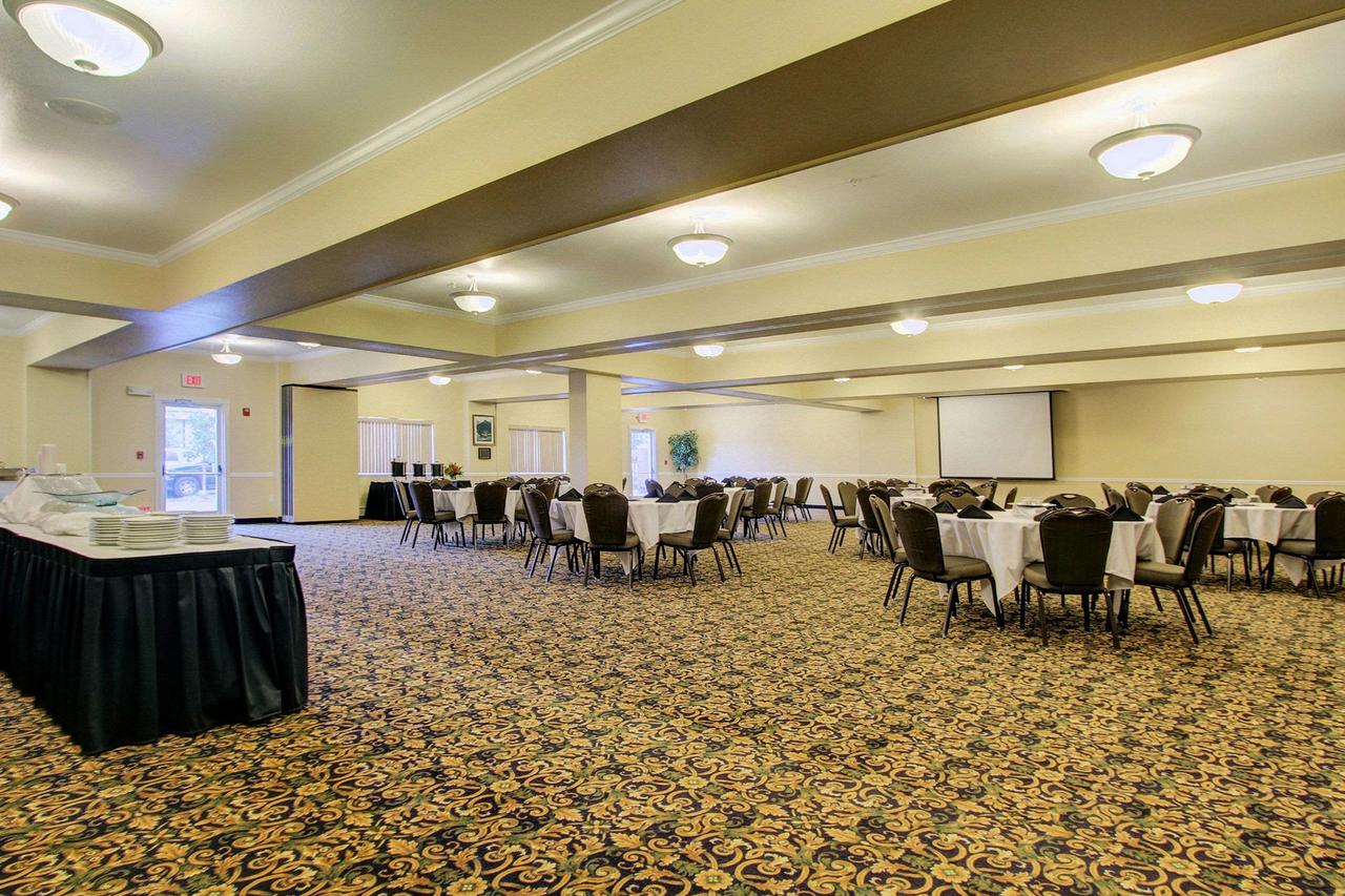 Clarion Suites Downtown Anchorage - thumb 14