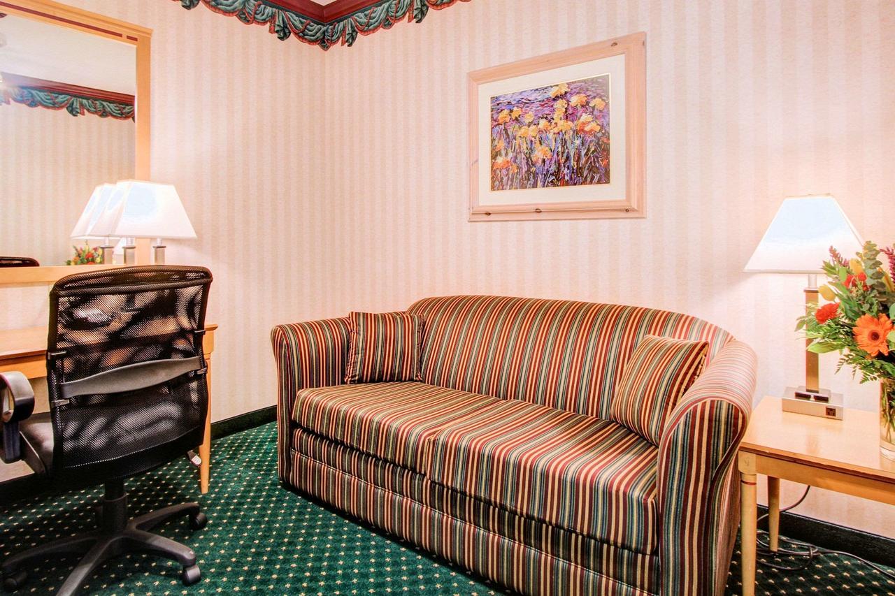 Clarion Suites Downtown Anchorage - thumb 9