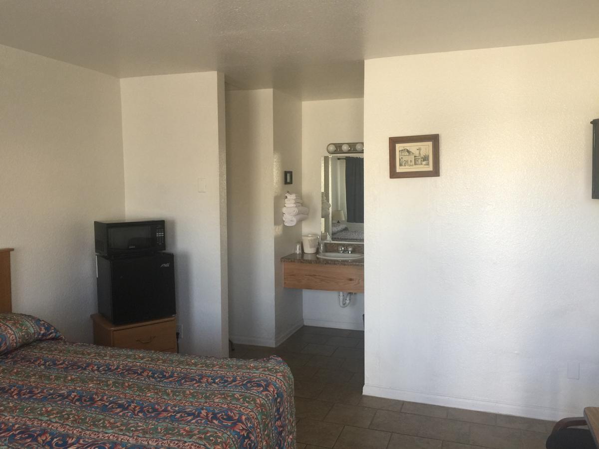 Little Daisy Motel - thumb 28