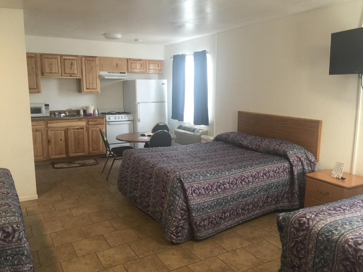 Little Daisy Motel - thumb 24