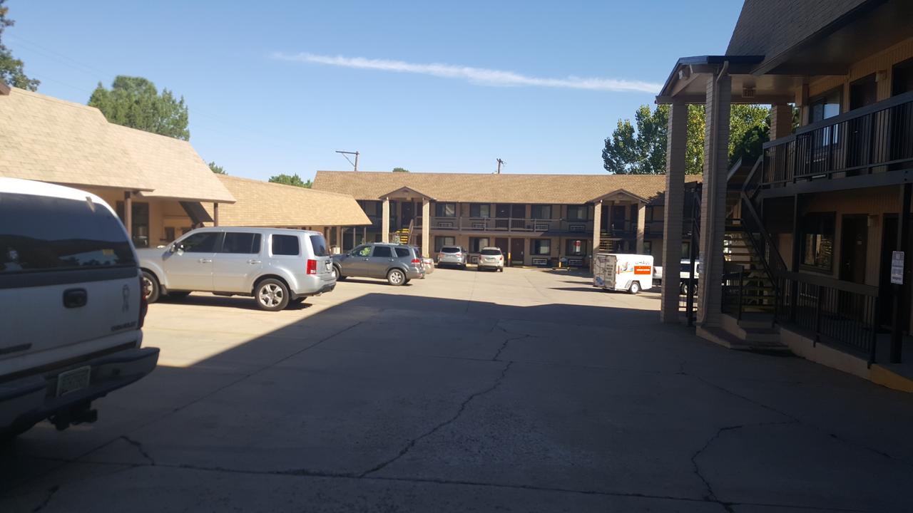 The KC Motel Show Low - thumb 9