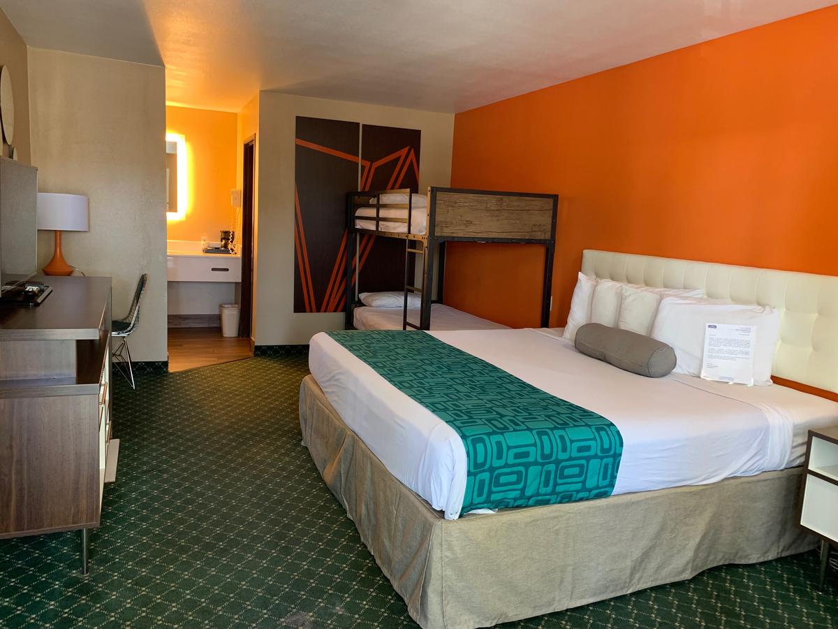 Howard Johnson By Wyndham Flagstaff I-40 East Lucky Lane - thumb 29