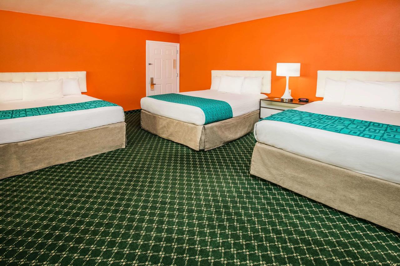 Howard Johnson By Wyndham Flagstaff I-40 East Lucky Lane - thumb 2