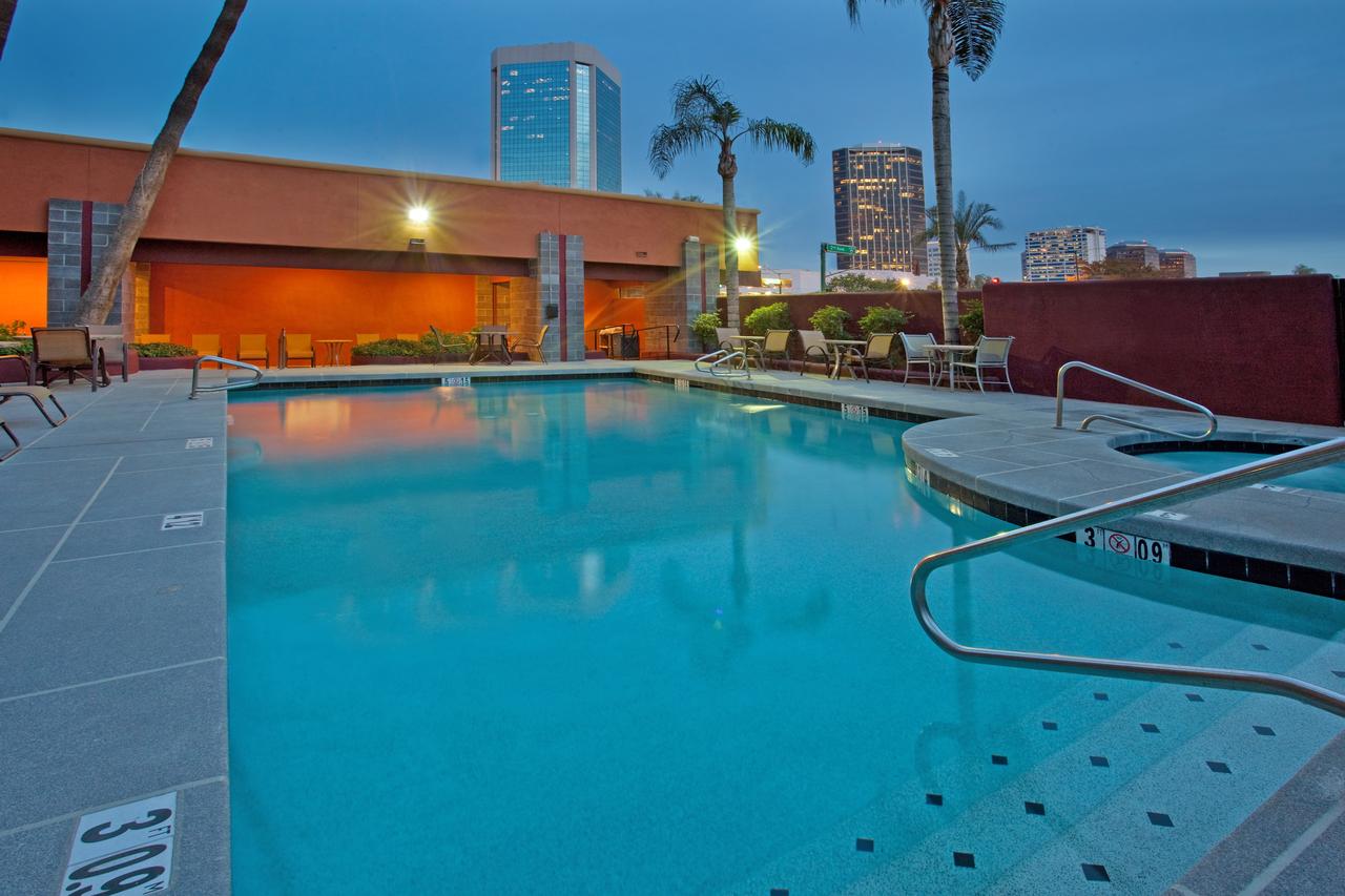 Ramada By Wyndham Phoenix Midtown - thumb 39