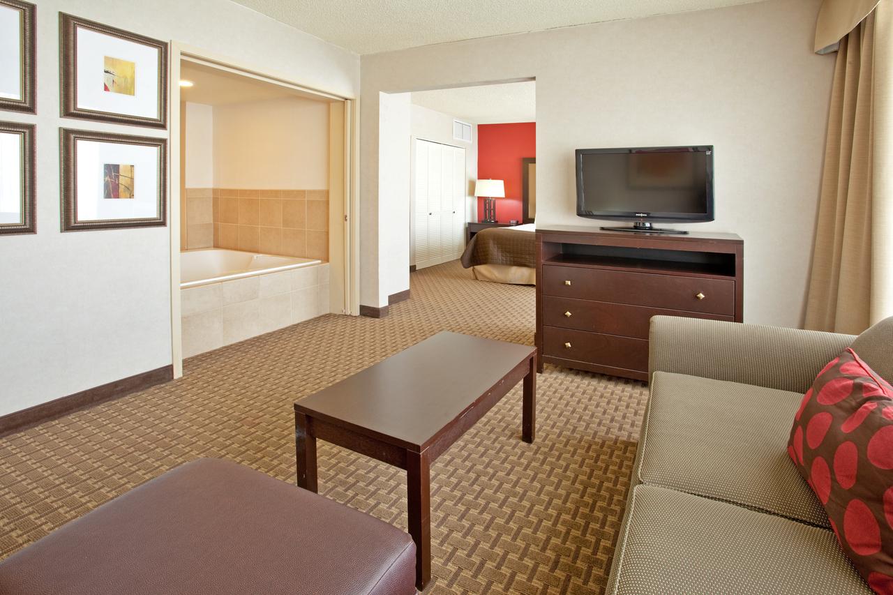 Ramada By Wyndham Phoenix Midtown - thumb 33