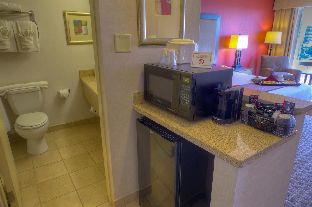 Ramada By Wyndham Phoenix Midtown - thumb 20