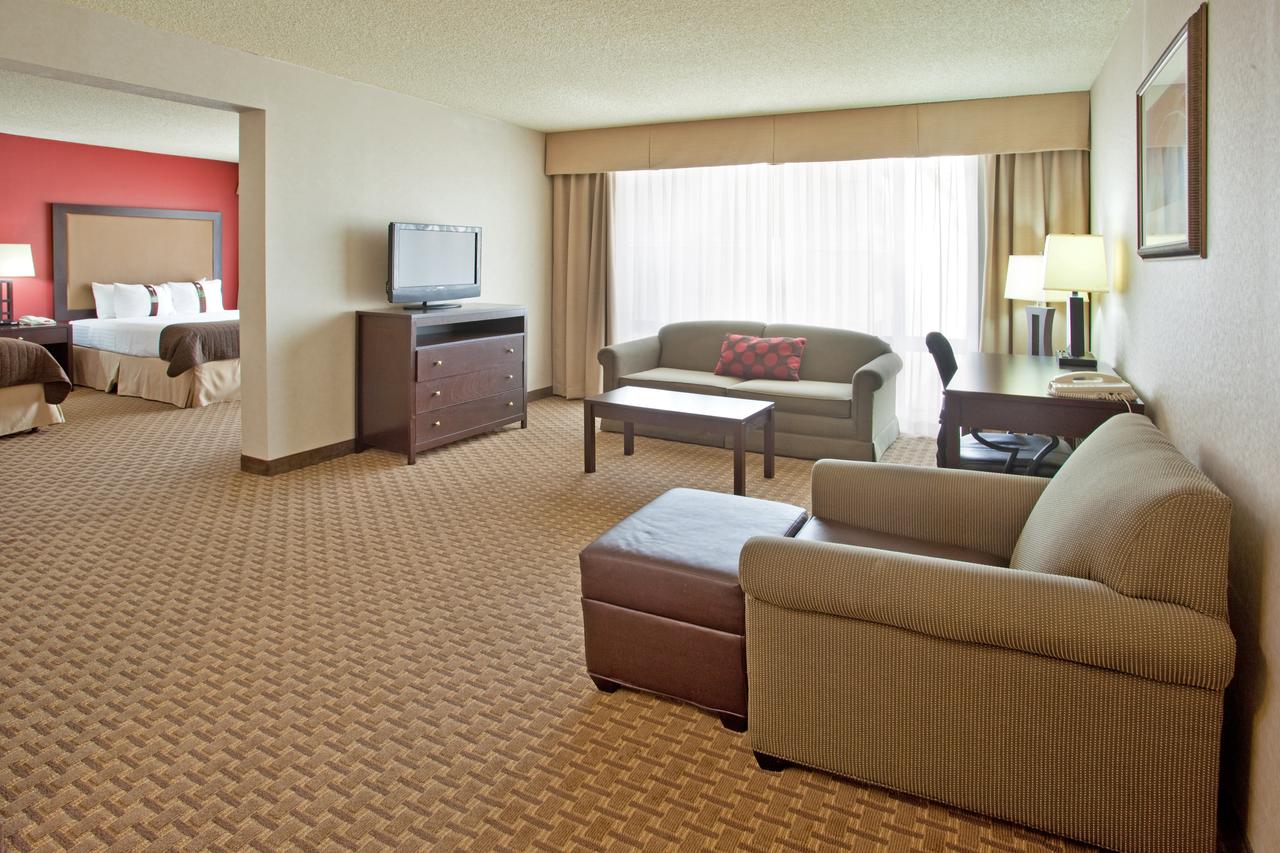 Ramada By Wyndham Phoenix Midtown - thumb 41