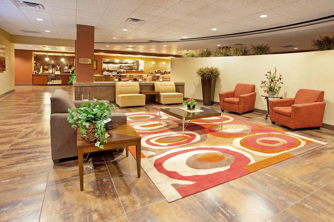 Ramada By Wyndham Phoenix Midtown - thumb 35