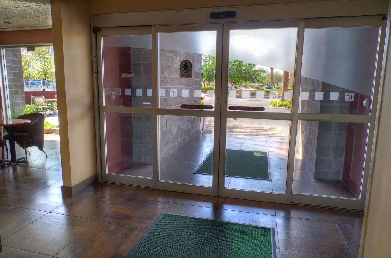 Ramada By Wyndham Phoenix Midtown - thumb 11