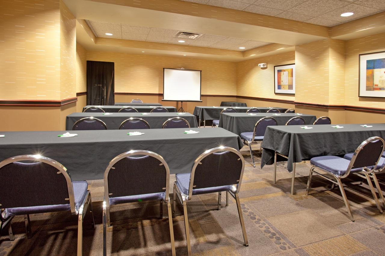 Ramada By Wyndham Phoenix Midtown - thumb 37