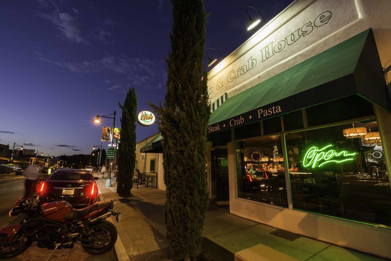 The Tavern Hotel - thumb 19