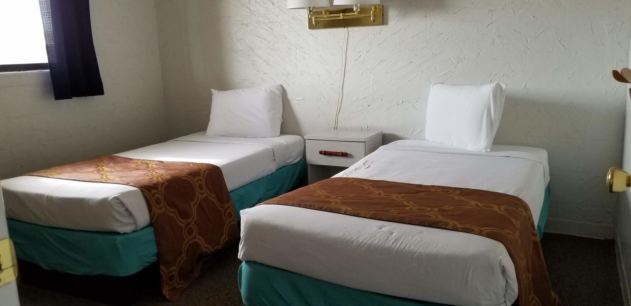 Desert Canyon Inn - thumb 26