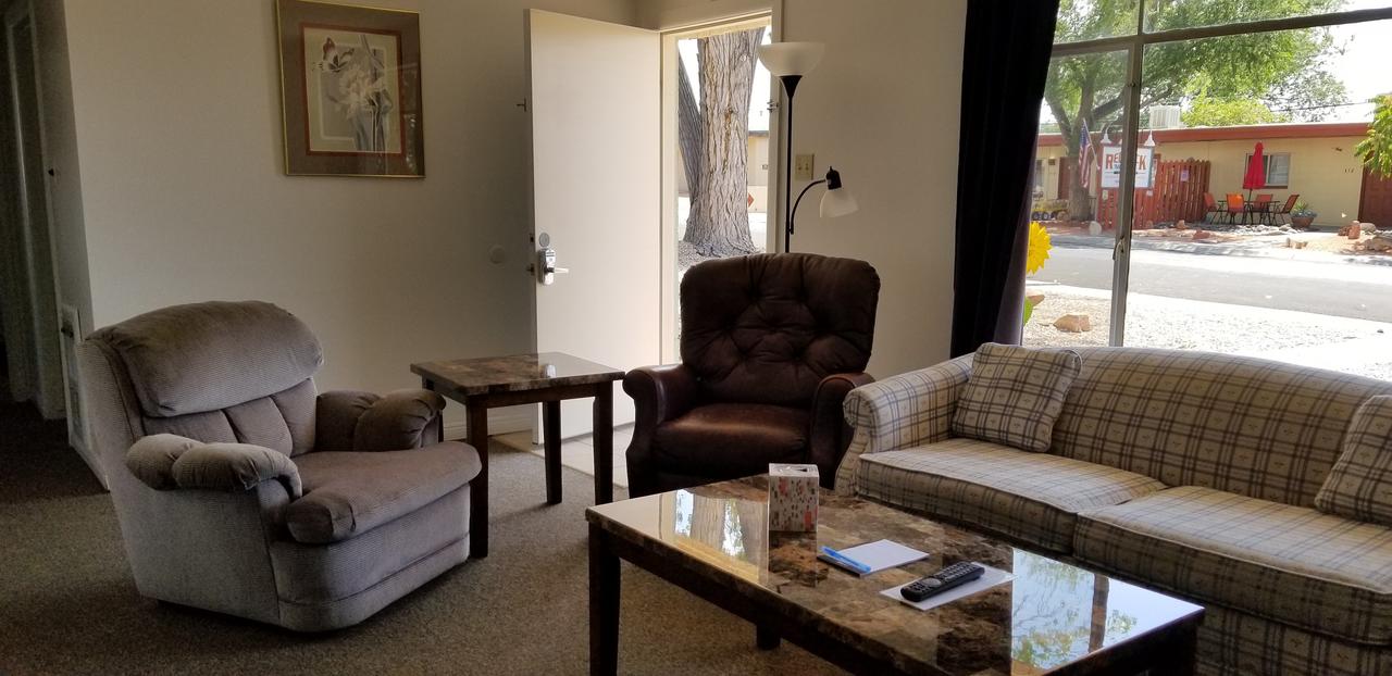 Desert Canyon Inn - thumb 18