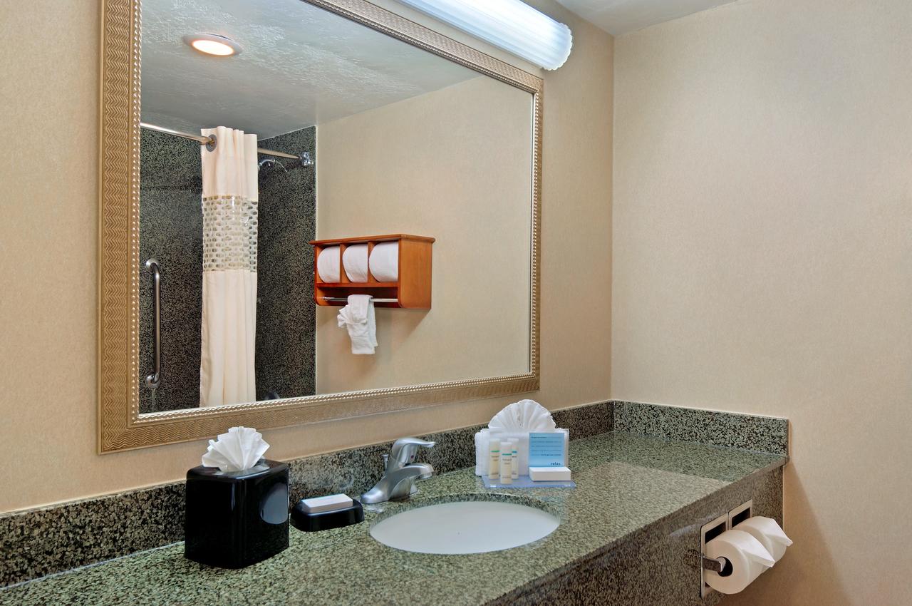 Hampton Inn Lake Havasu City - thumb 26
