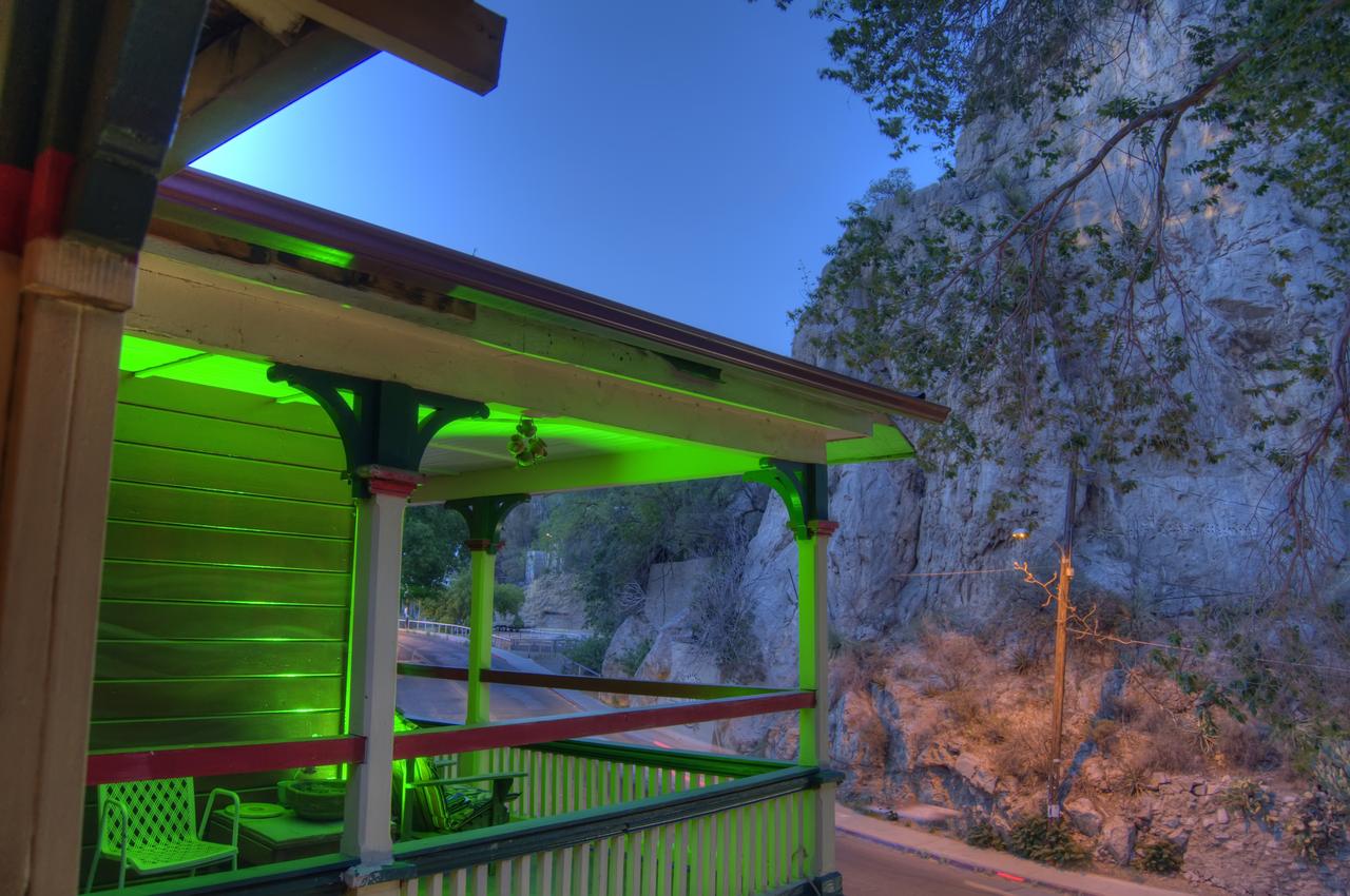 The Inn At Castle Rock - thumb 2