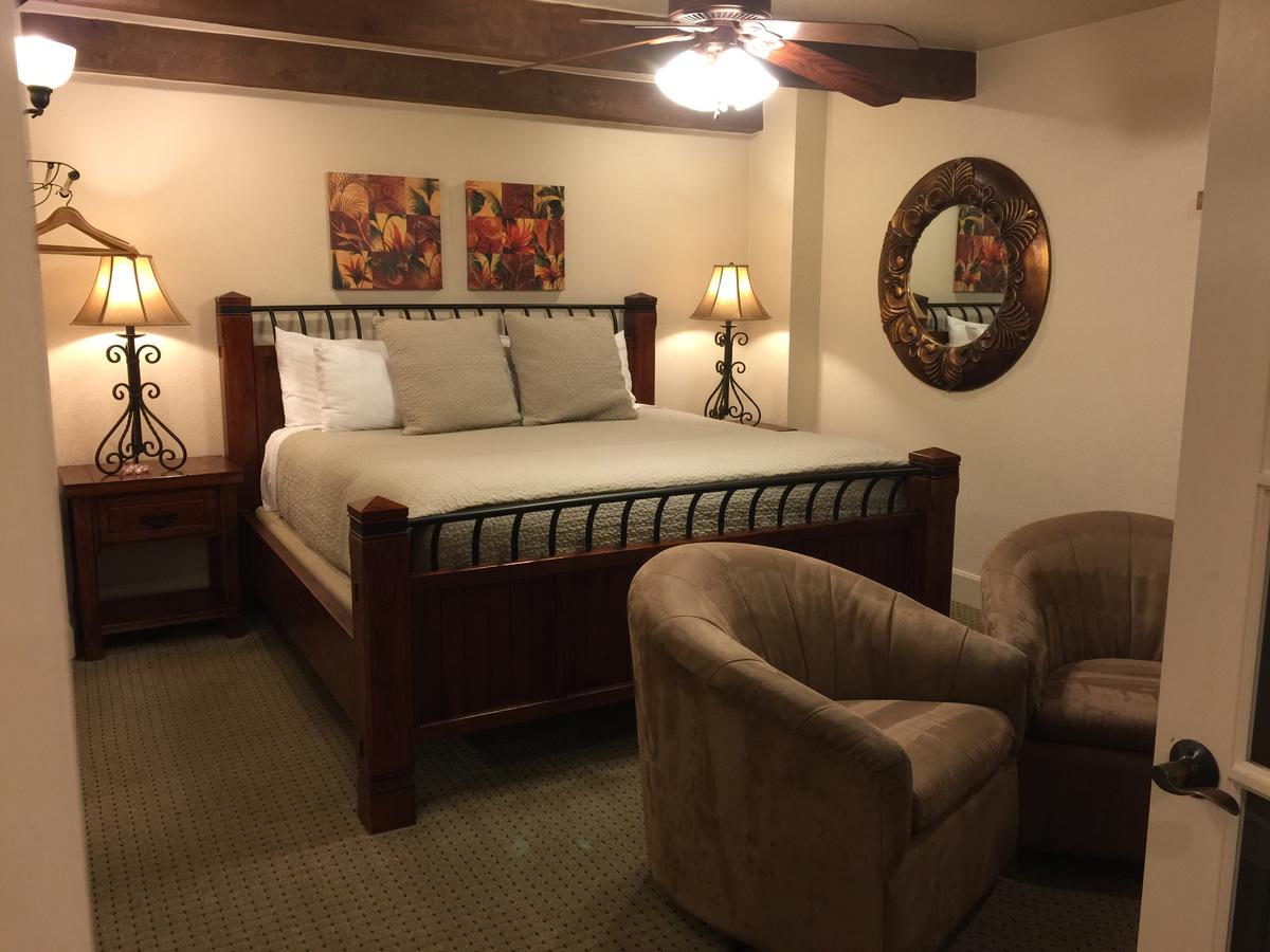 The Lodge On Route 66 - thumb 4