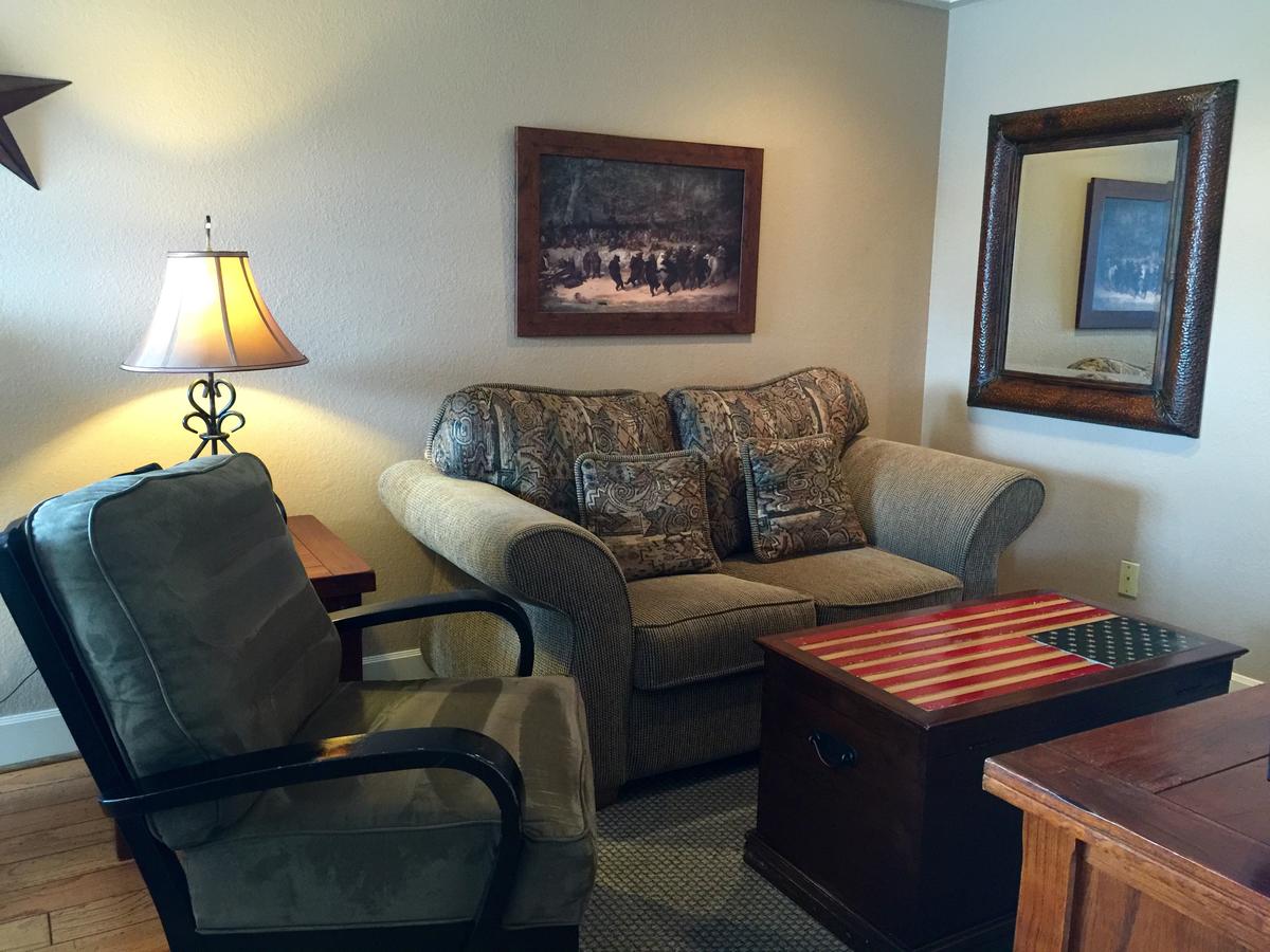 The Lodge On Route 66 - thumb 24