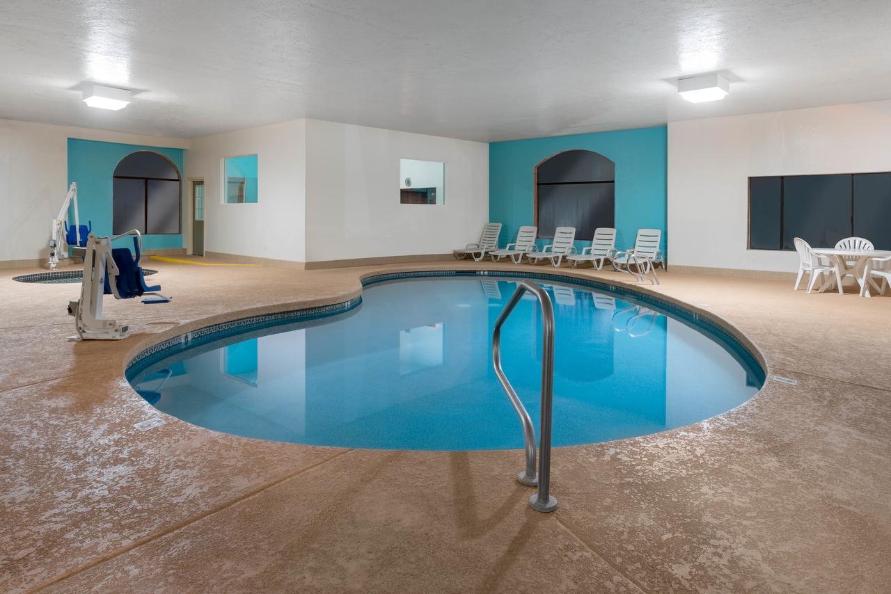 Howard Johnson By Wyndham Holbrook - thumb 6