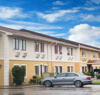 Super 8 by Wyndham Jonesboro - Accommodation Alabama