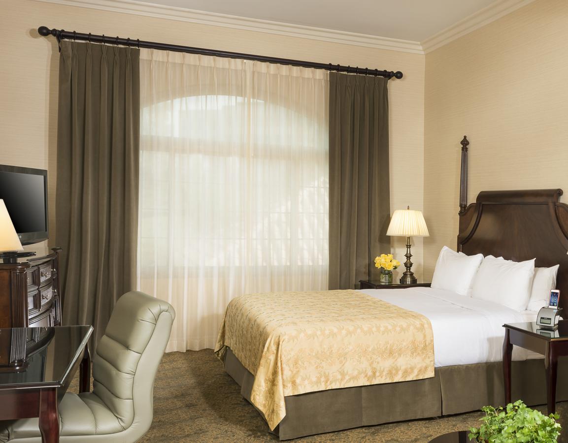 Ayres Suites Diamond Bar - thumb 14