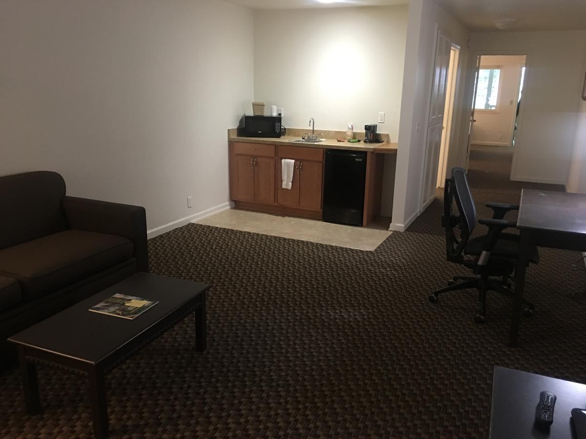 Northern Queen Inn - thumb 5