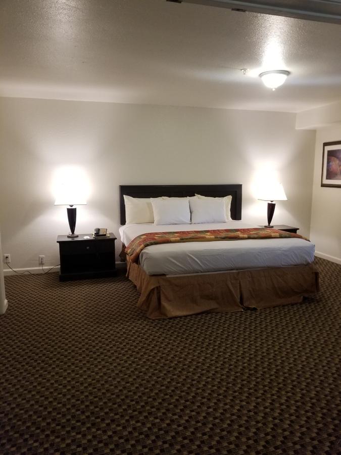 Northern Queen Inn - thumb 2