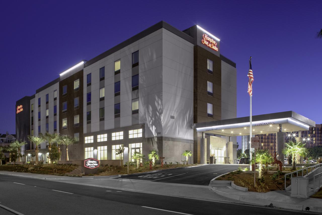 Hampton Inn & Suites Irvine/Orange County Airport - thumb 0