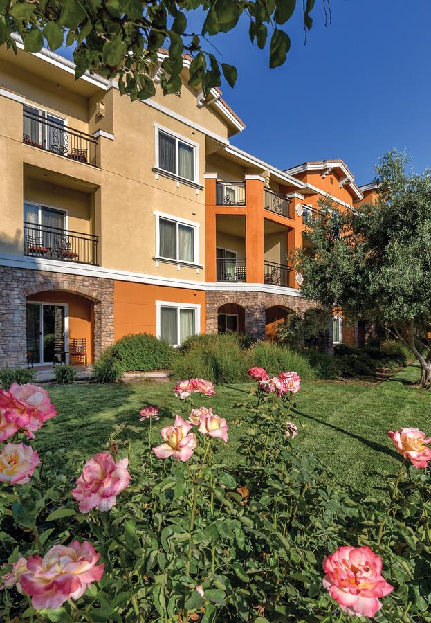 Vino Bello Resort - thumb 2