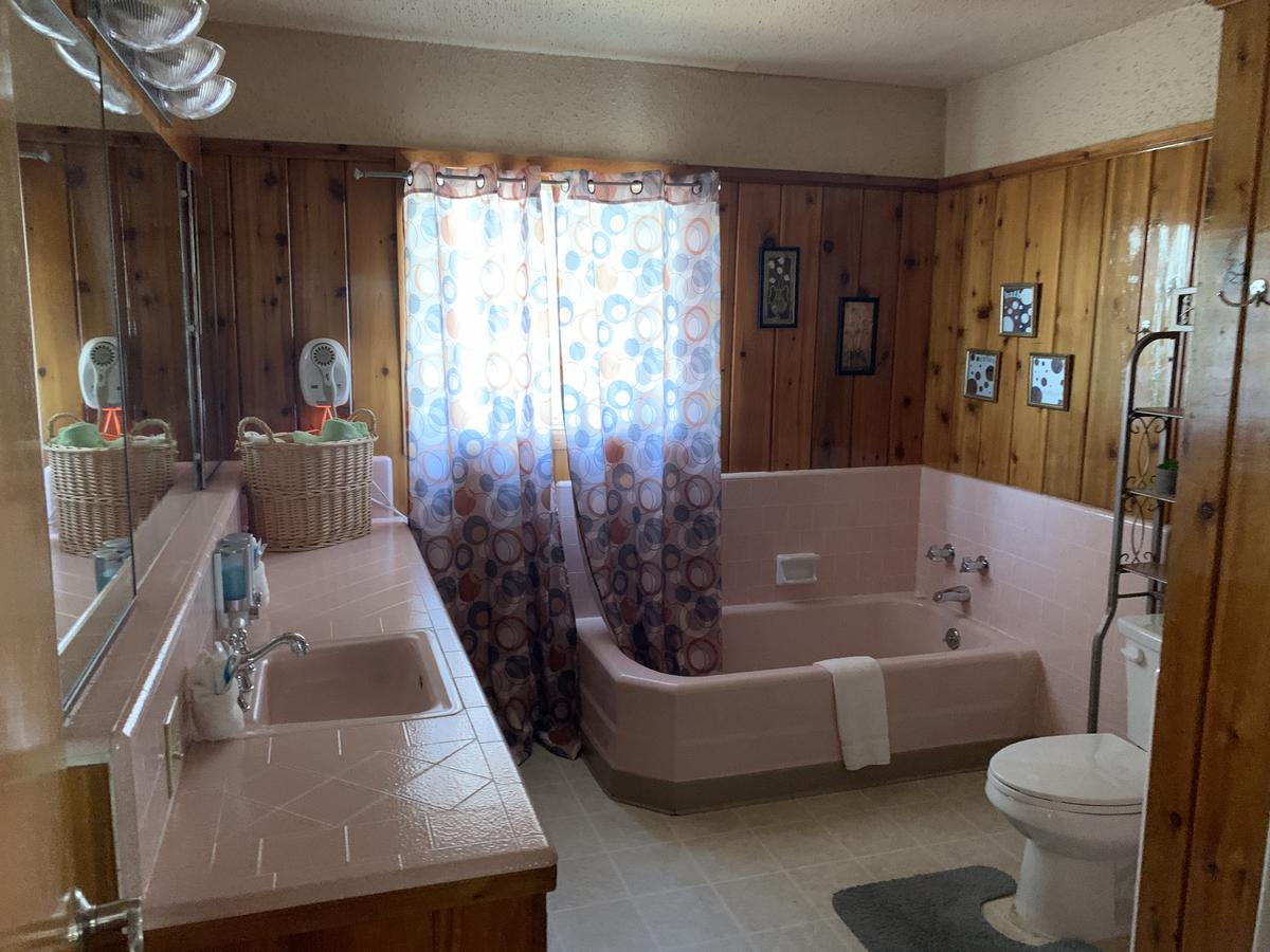 Kern Lodge, Kernville - thumb 26