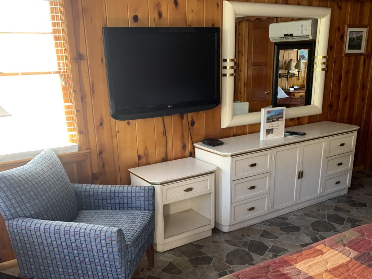 Kern Lodge, Kernville - thumb 6