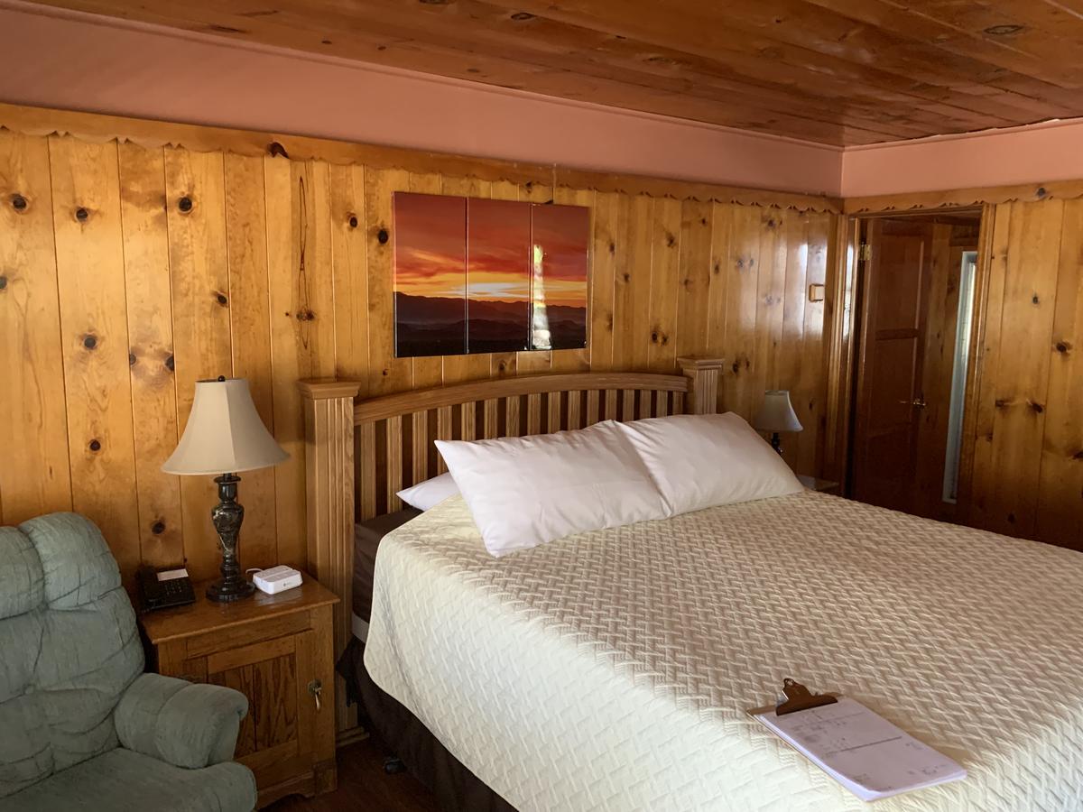 Kern Lodge, Kernville - thumb 24