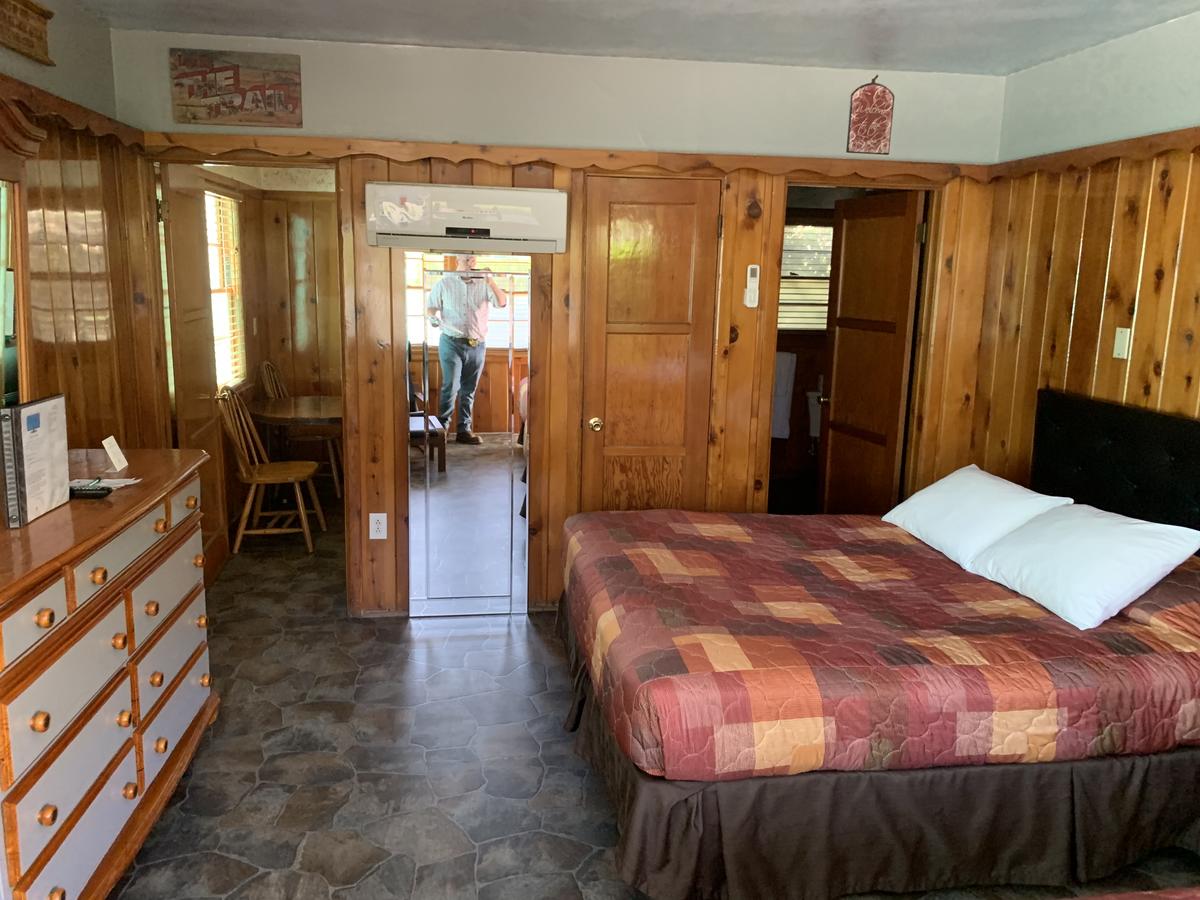 Kern Lodge, Kernville - thumb 17