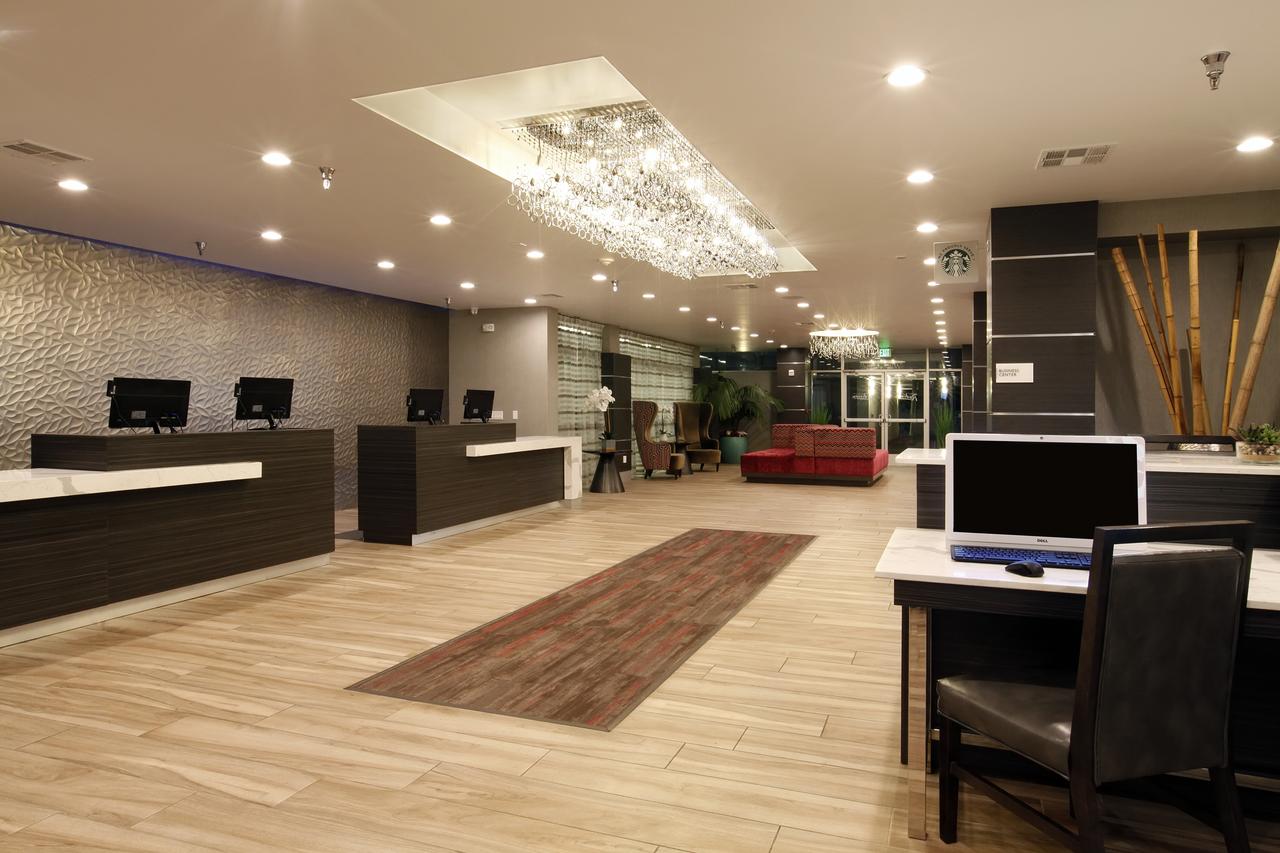 Radisson Hotel Oakland Airport - thumb 4