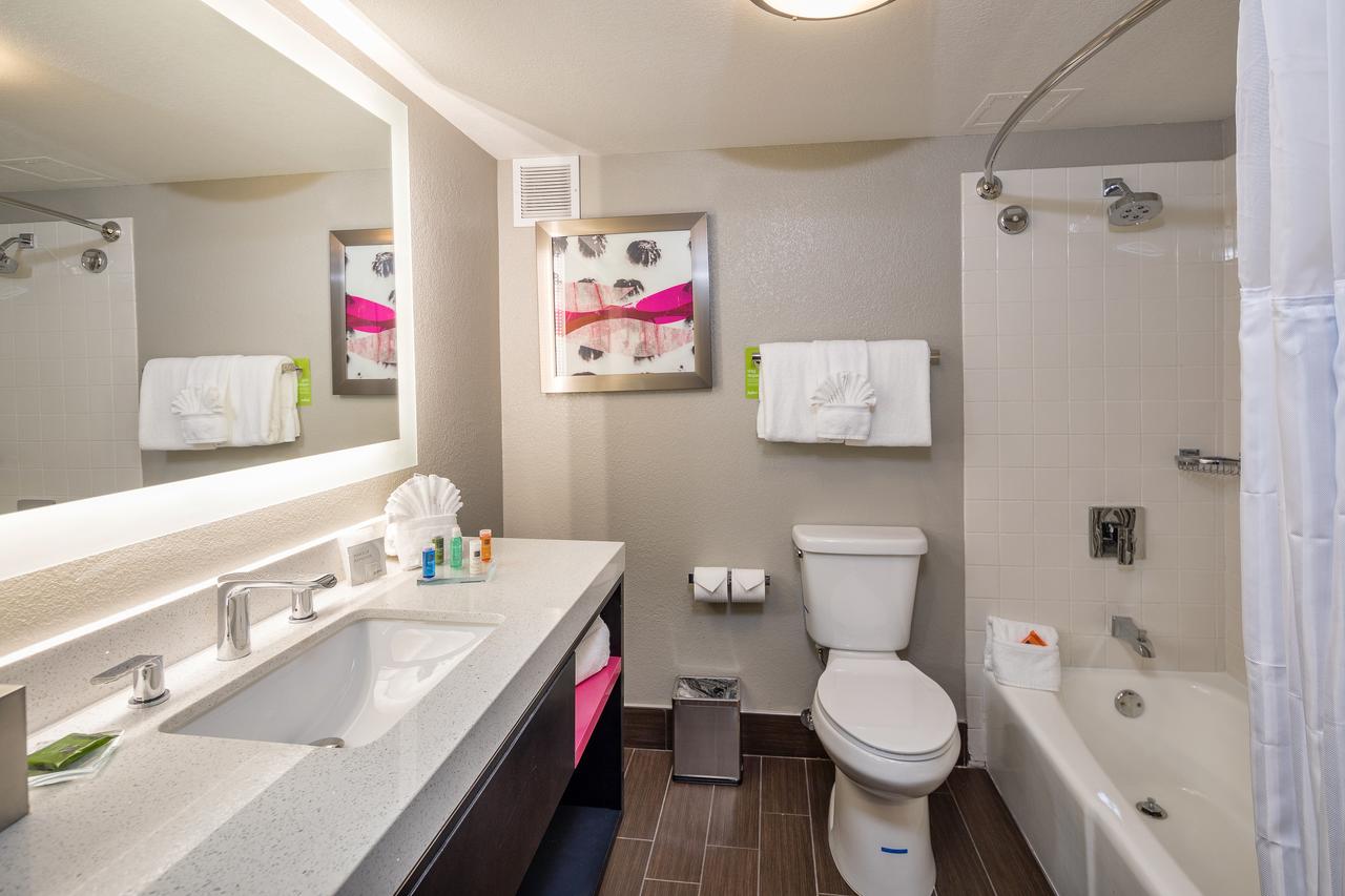 Radisson Hotel Oakland Airport - thumb 20