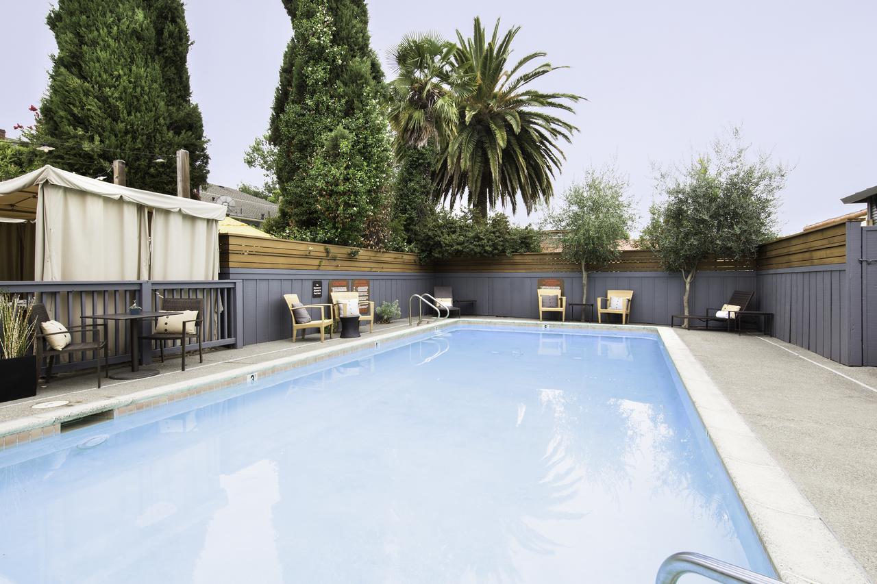 El Dorado Hotel - thumb 6