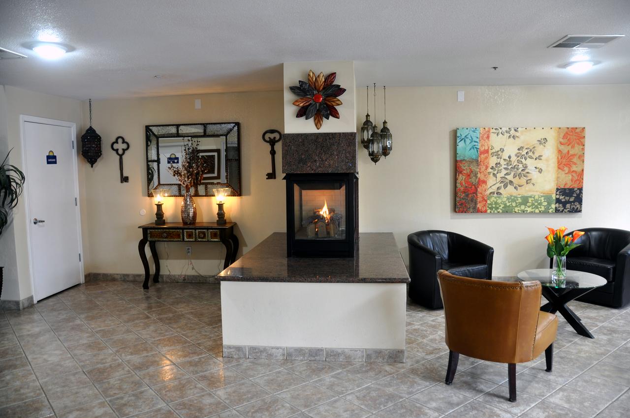 Pavilion Inn - thumb 27