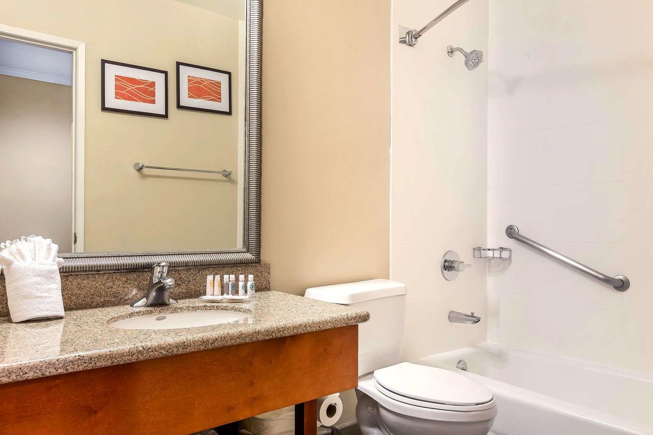 Comfort Inn Santa Monica - West Los Angeles - thumb 12