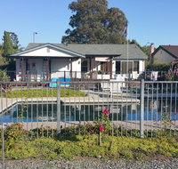 Mark's Poolside Retreat - Accommodation Alabama