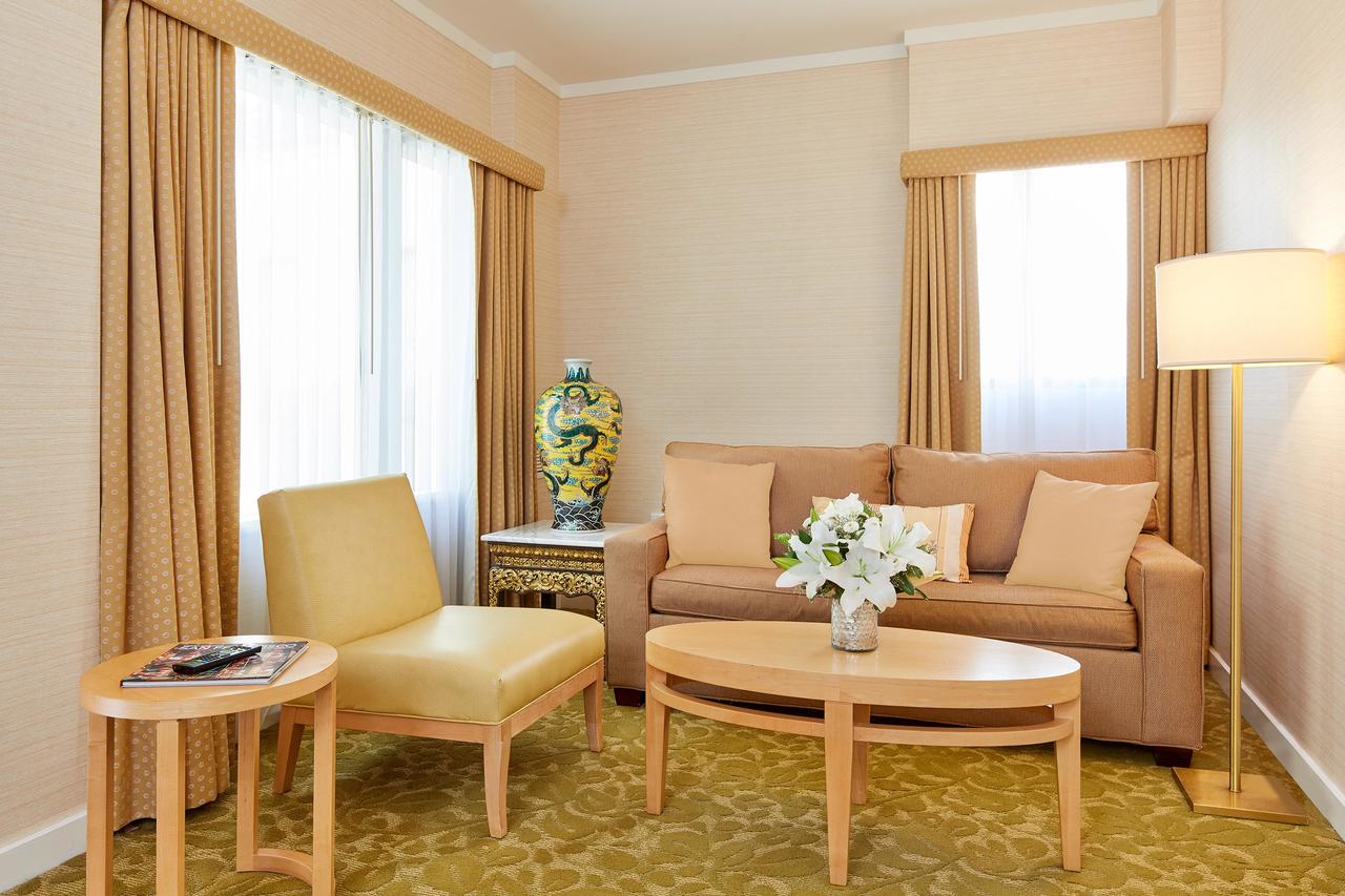 Orchard Garden Hotel - thumb 16