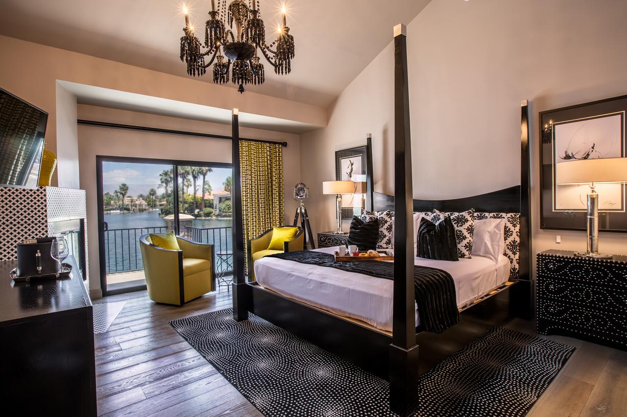 The Chateau At Lake La Quinta - thumb 26