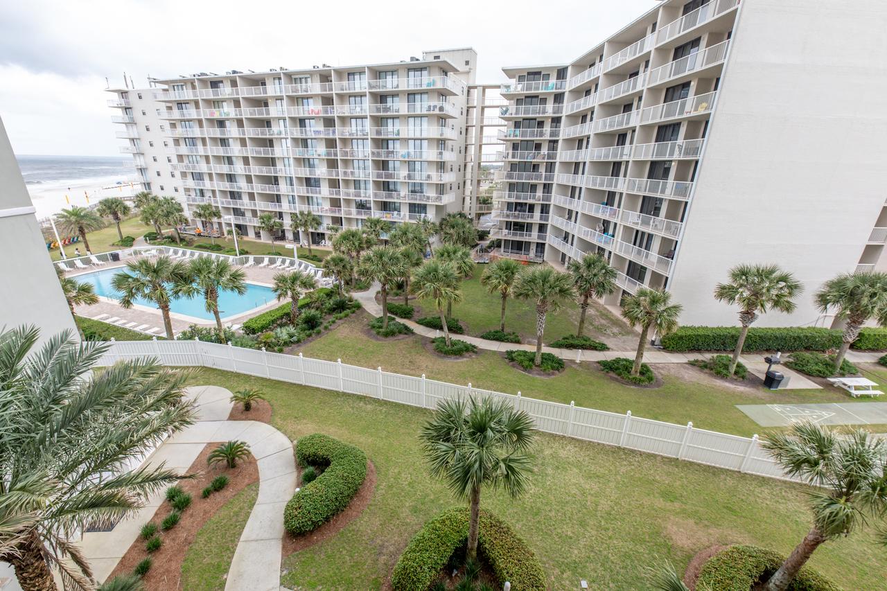 Tradewinds 406 - thumb 17